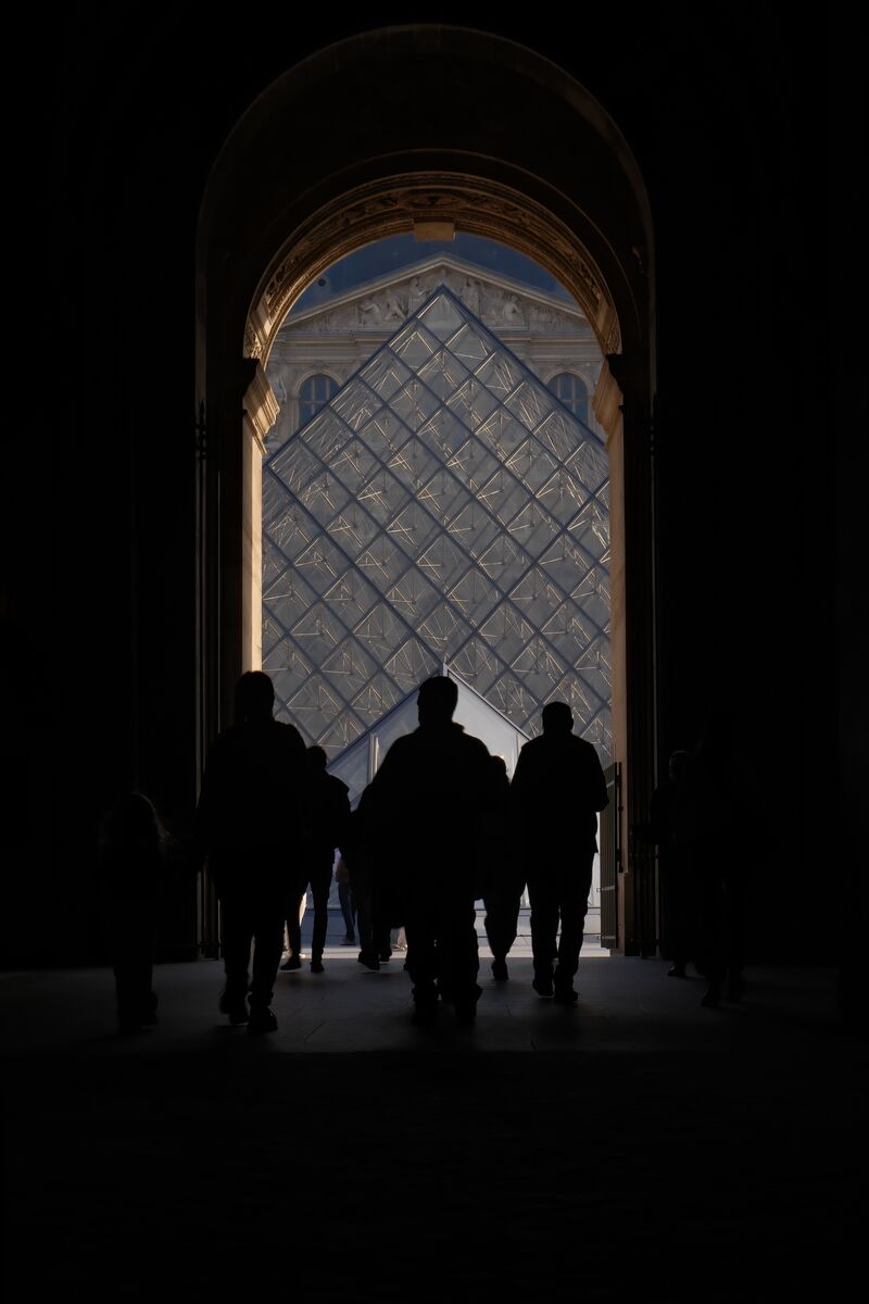 Eiffel Tower (night)
