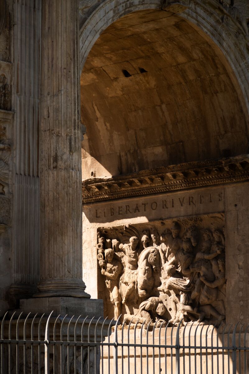 Eiffel Tower (daytime)
